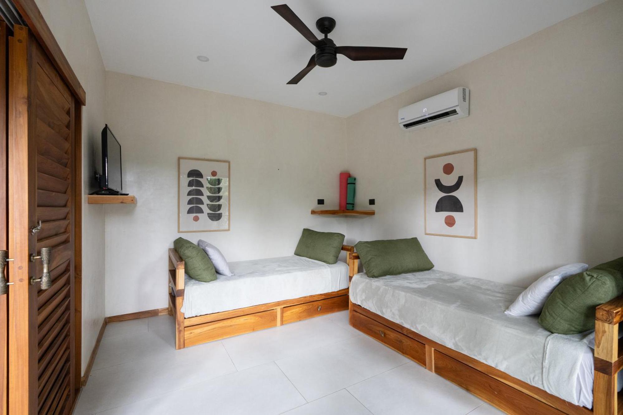 Ohana Villas Playa Santa Teresa  Exterior photo